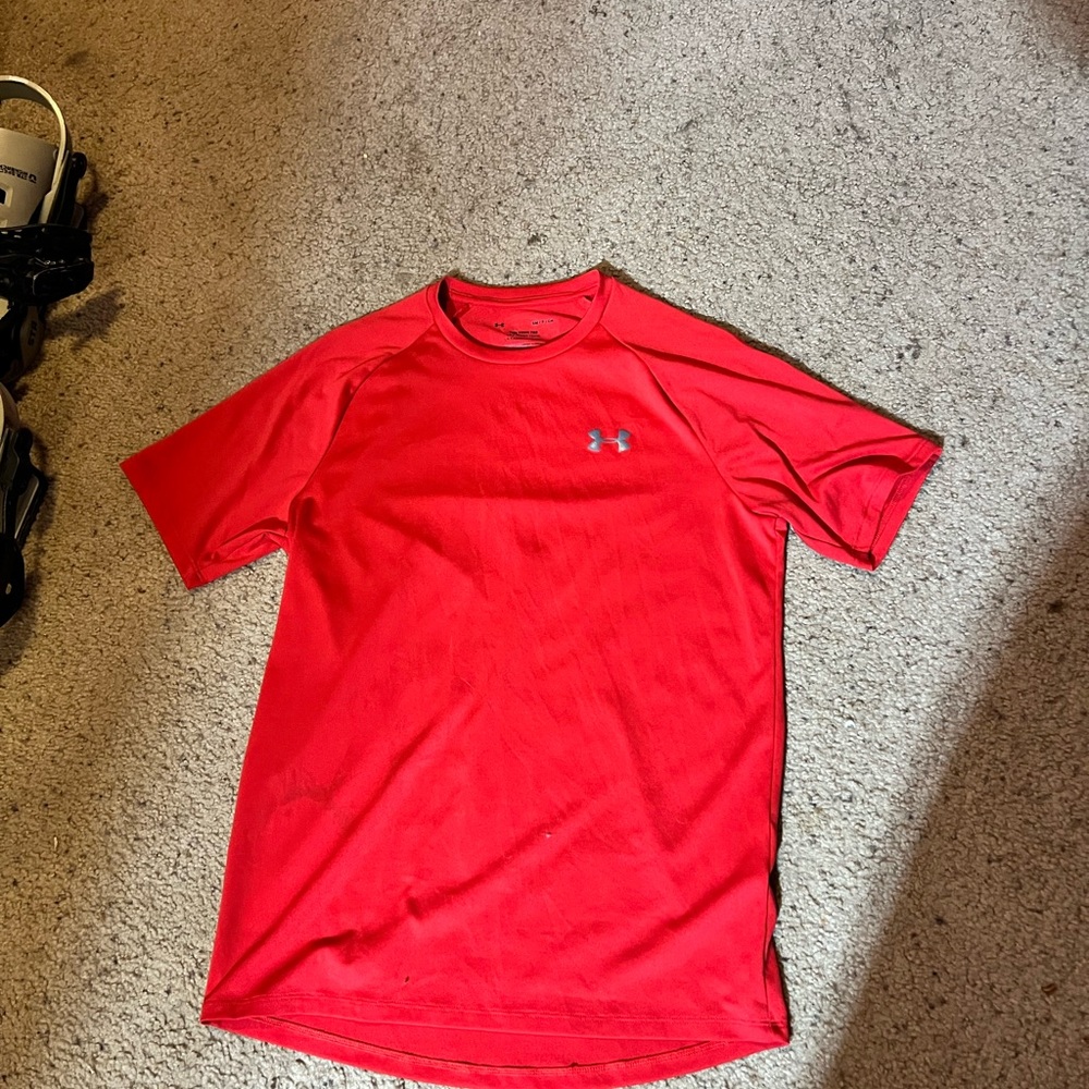 Under Armour Men's Red Shirt